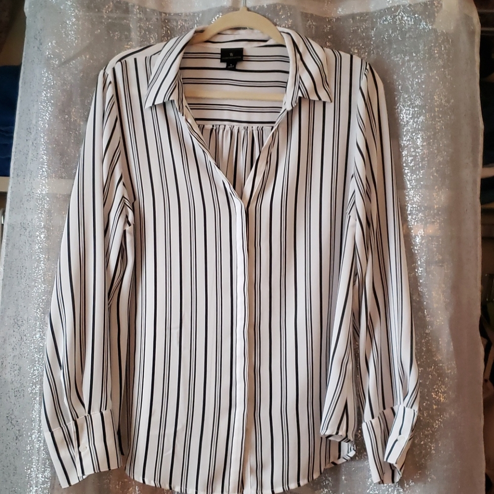 Worthington Striped button down blouse